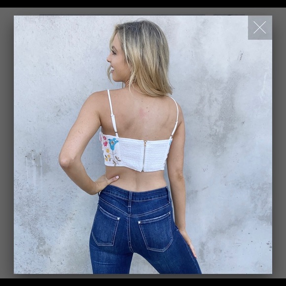 Embroidered Crop Top - Picture 4 of 7